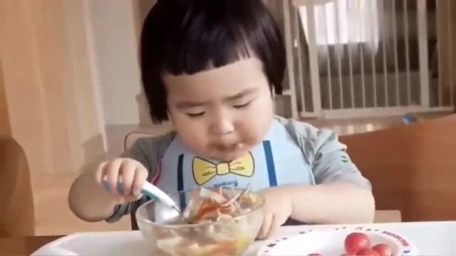 网红小蛮吃东西,网红吃货的味蕾之旅